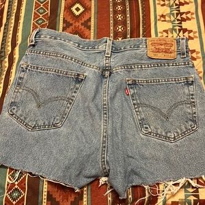 Cut off vintage 505 regular fit Levi’s size 33. Rigid. No stretch